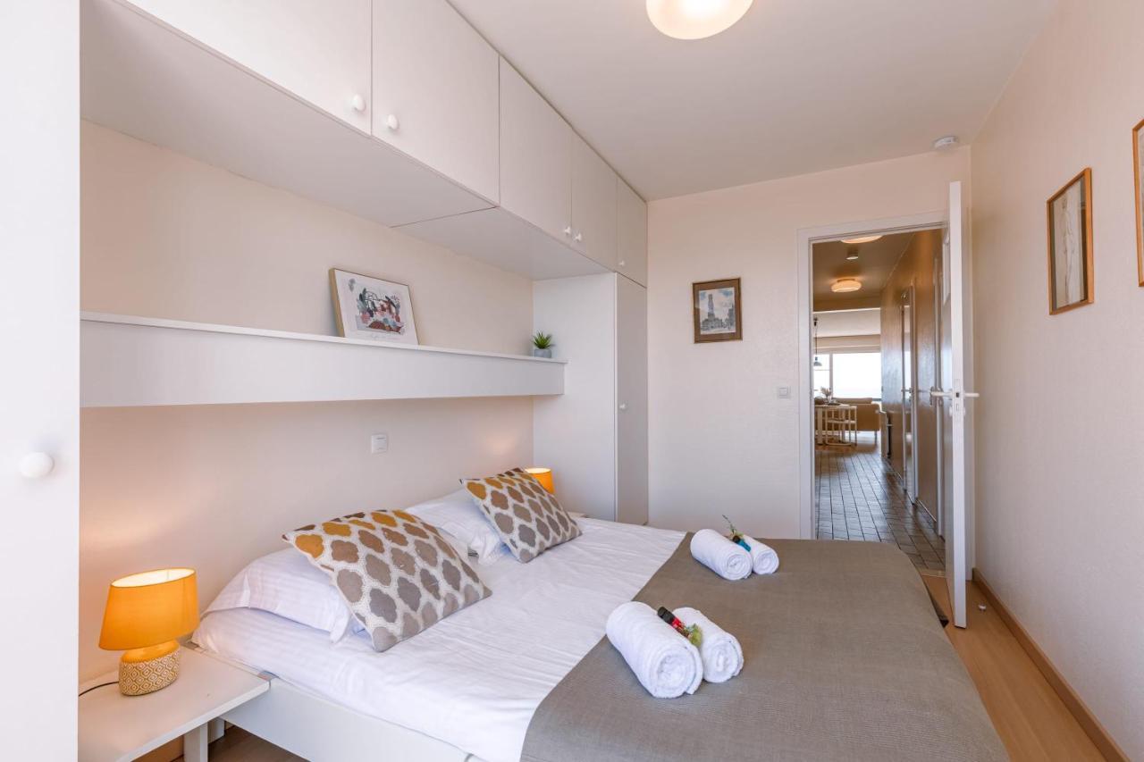 Stunning Seaview Apt On 7Th Floor At Beachfront Knokke-Heist Exteriör bild